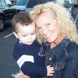 Meet your Posher, Debbie